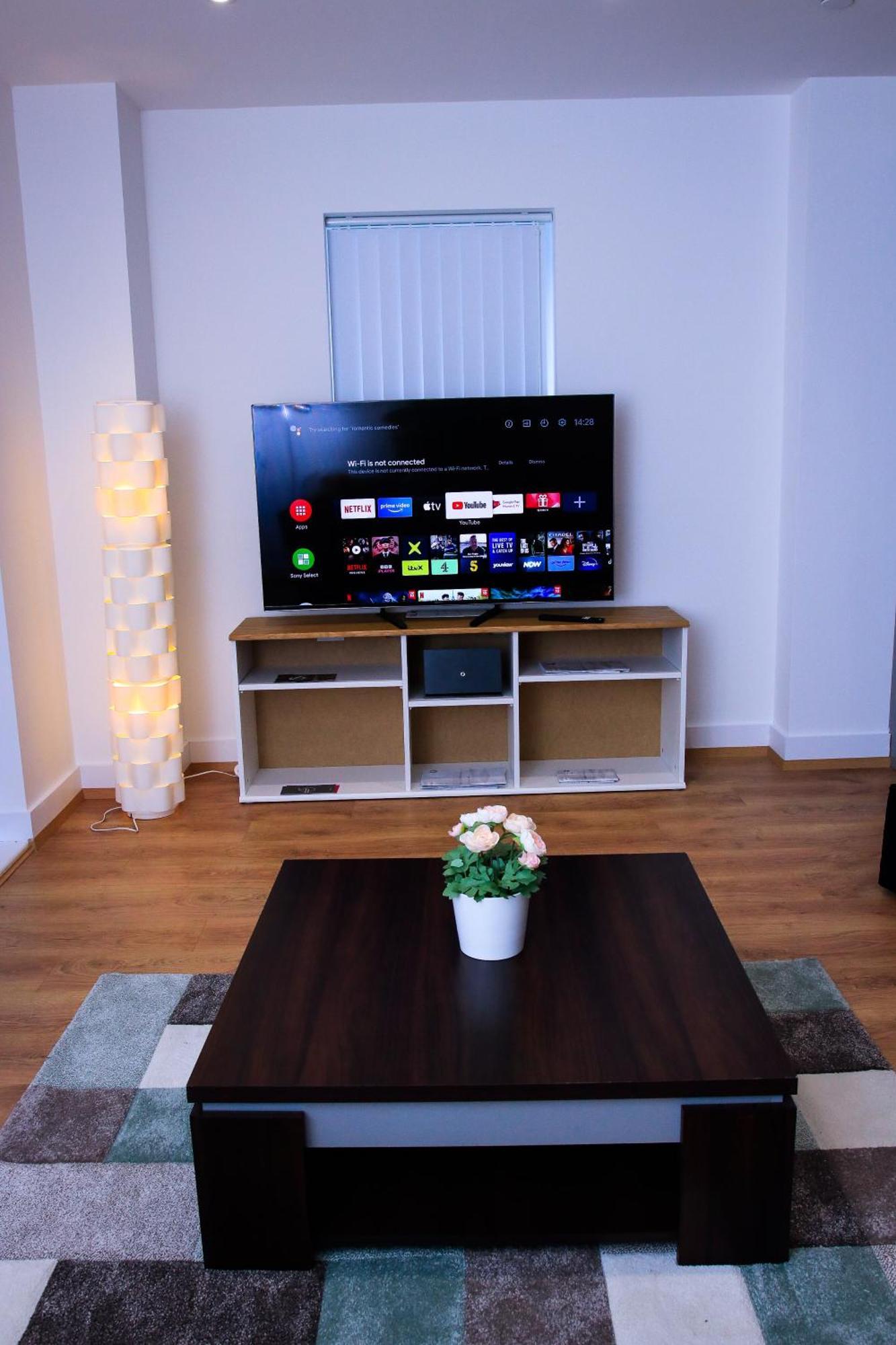 Fezza Luxury Apartment Londra Esterno foto